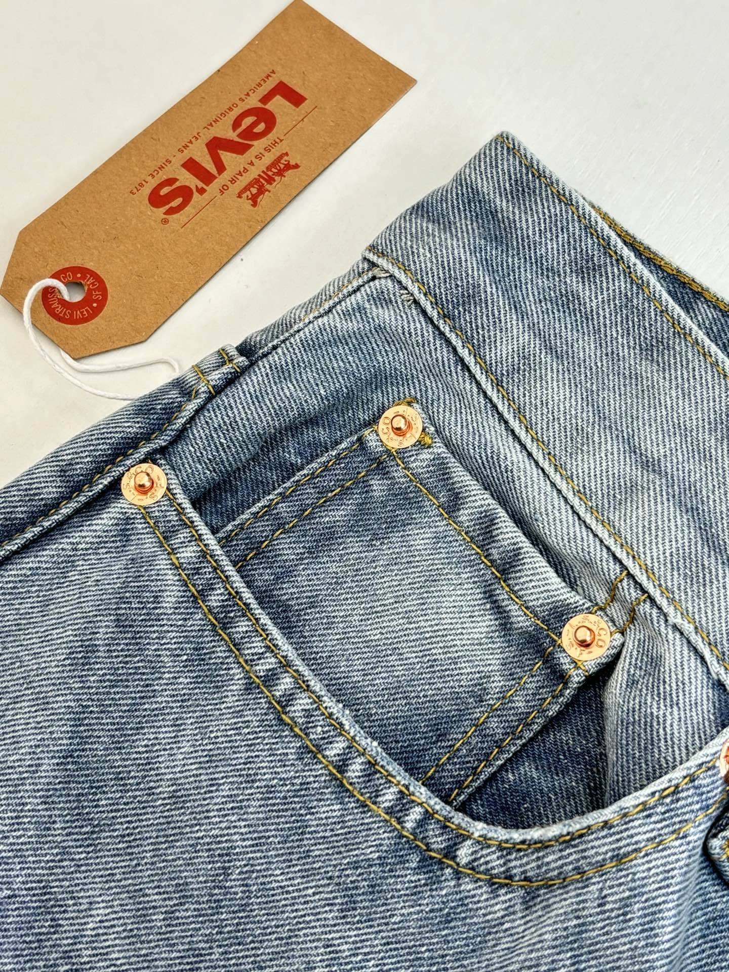 wg.luxury-- 8V Levi’s x Nike embroidery item: E-F431J1722